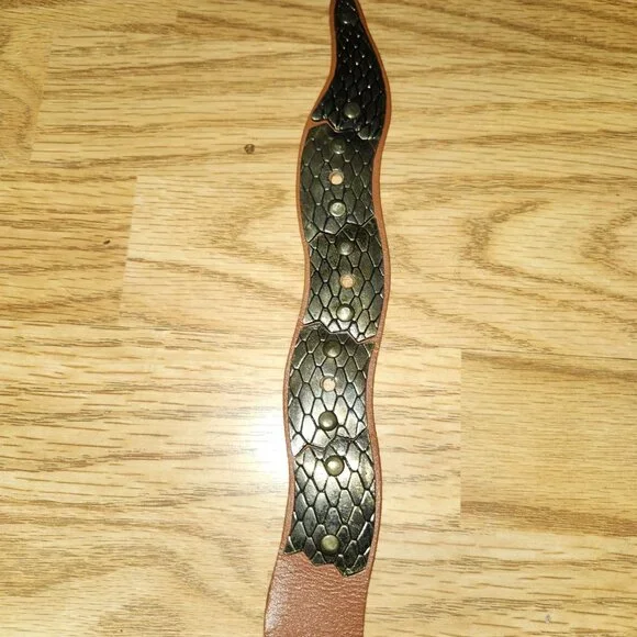 1980S Panel Sanke belt Co pare at $600+ display picture 2
